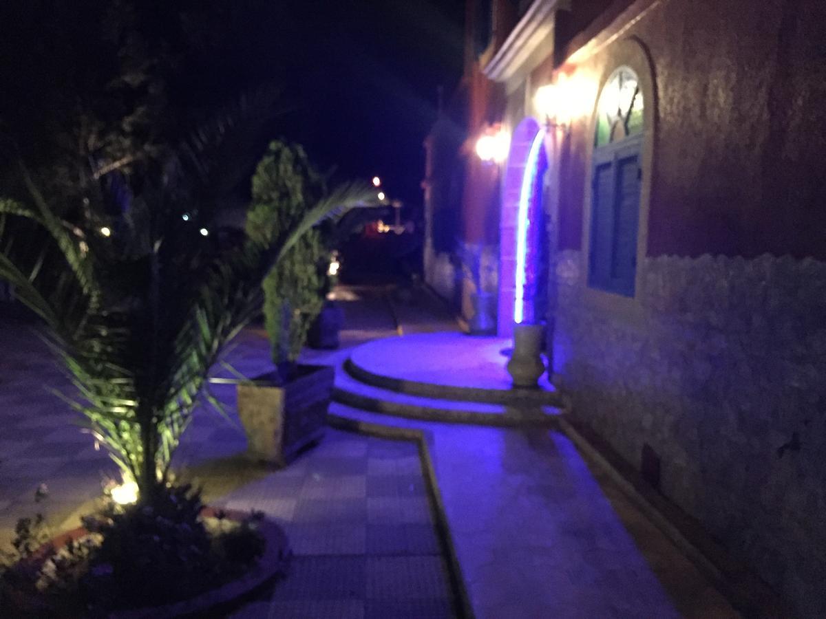 Camping & Hotel Le Calme エッサウィラ エクステリア 写真